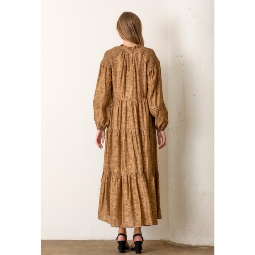 Elegant Brown Long Sleeve Dress - Picture 4 of 4